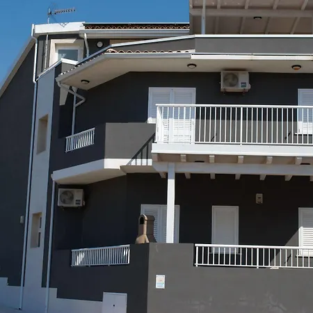 Mareinsicilia Cannamara Apartmán *